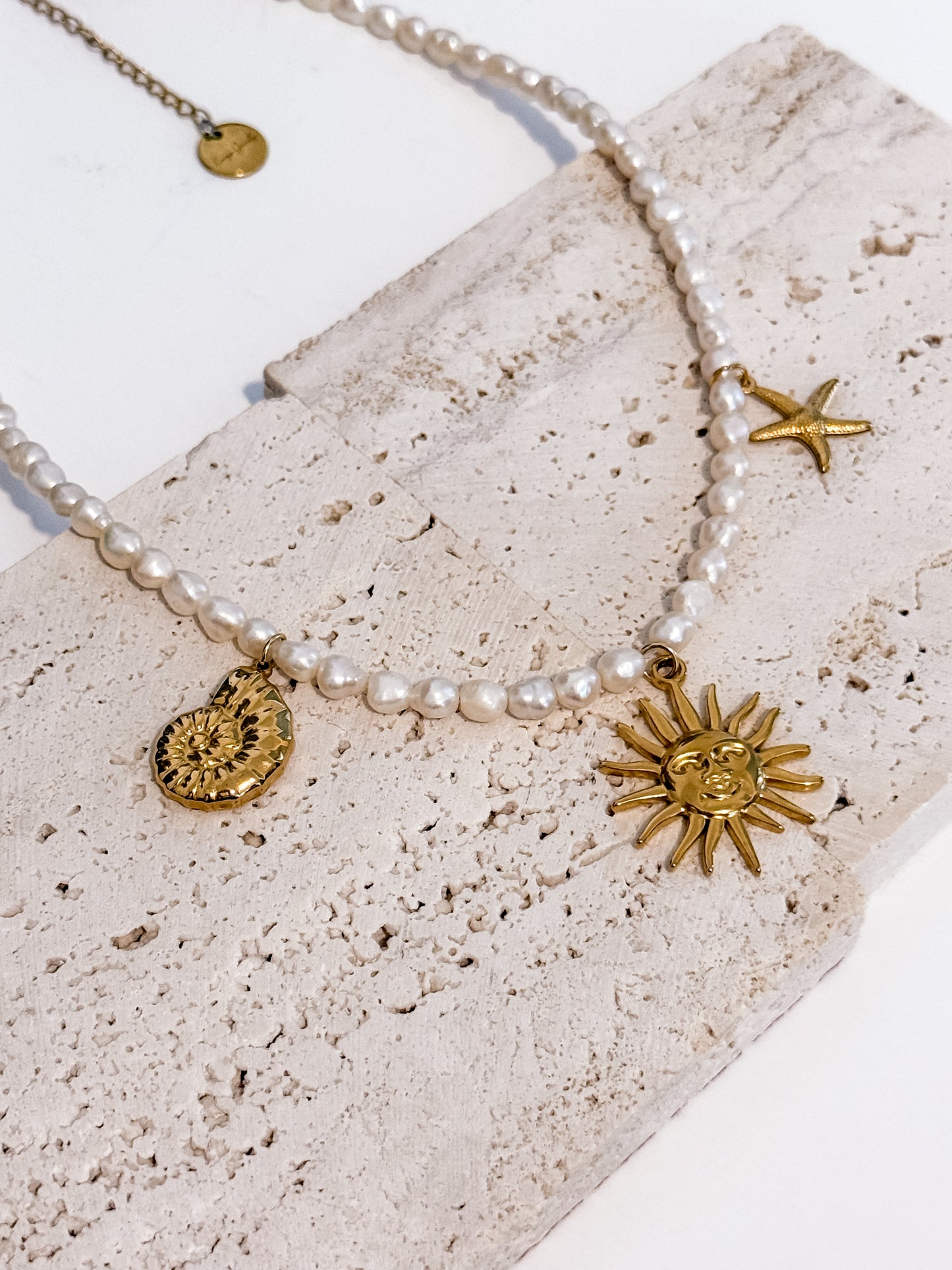 Arena Necklace