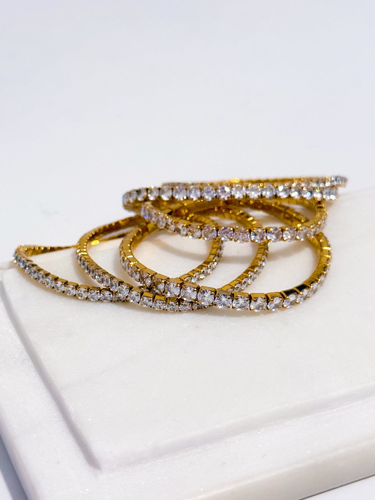 Tennis bracelet